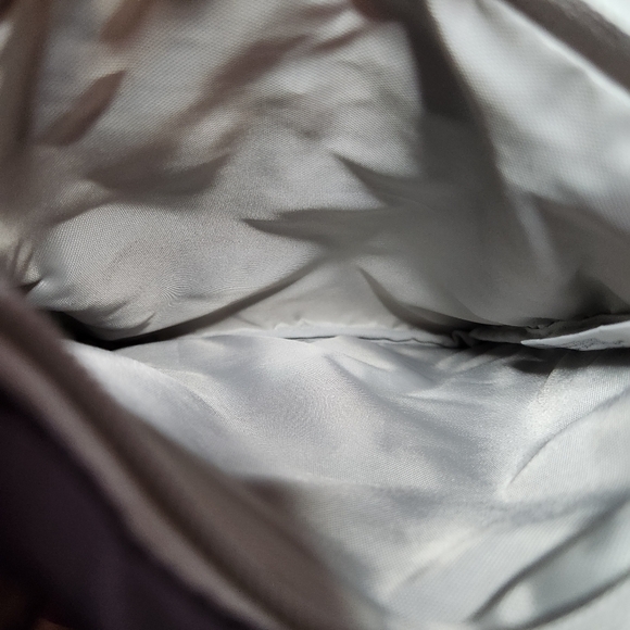 Eddie Bauer Purple Crossbody Bag LIKE NEW - Picture 4 of 7